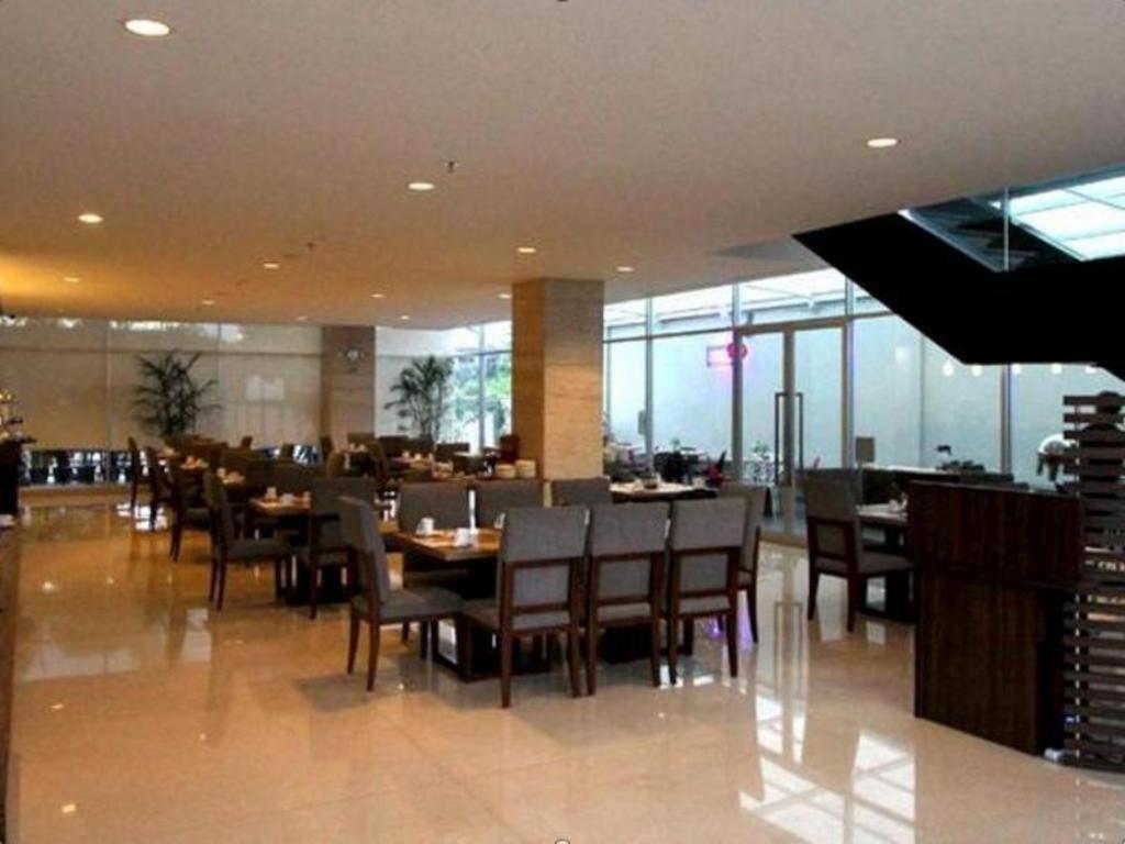 Verona Palace Hotel Μπαντούνγκ Εξωτερικό φωτογραφία