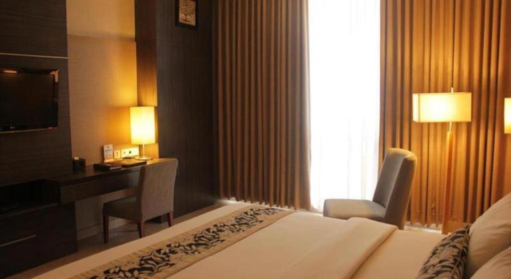 Verona Palace Hotel Μπαντούνγκ Εξωτερικό φωτογραφία