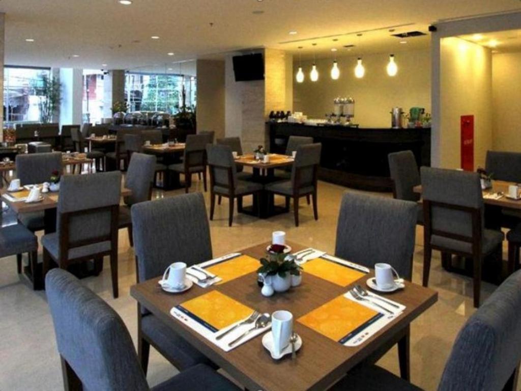 Verona Palace Hotel Μπαντούνγκ Εξωτερικό φωτογραφία