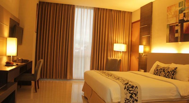 Verona Palace Hotel Μπαντούνγκ Εξωτερικό φωτογραφία