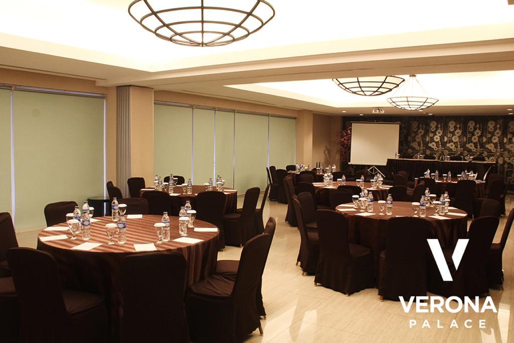 Verona Palace Hotel Μπαντούνγκ Εξωτερικό φωτογραφία