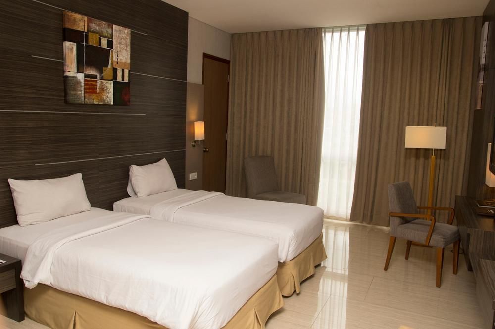 Verona Palace Hotel Μπαντούνγκ Εξωτερικό φωτογραφία