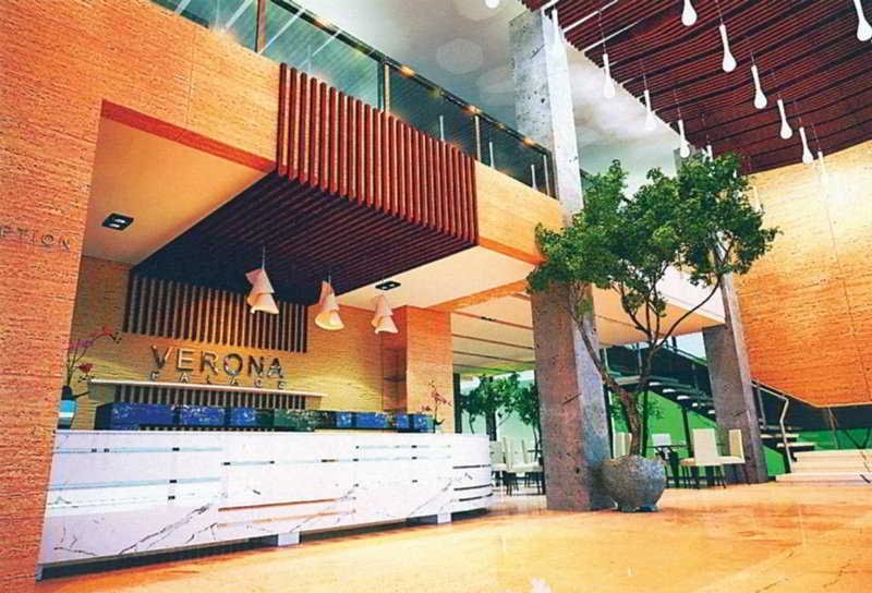 Verona Palace Hotel Μπαντούνγκ Εξωτερικό φωτογραφία