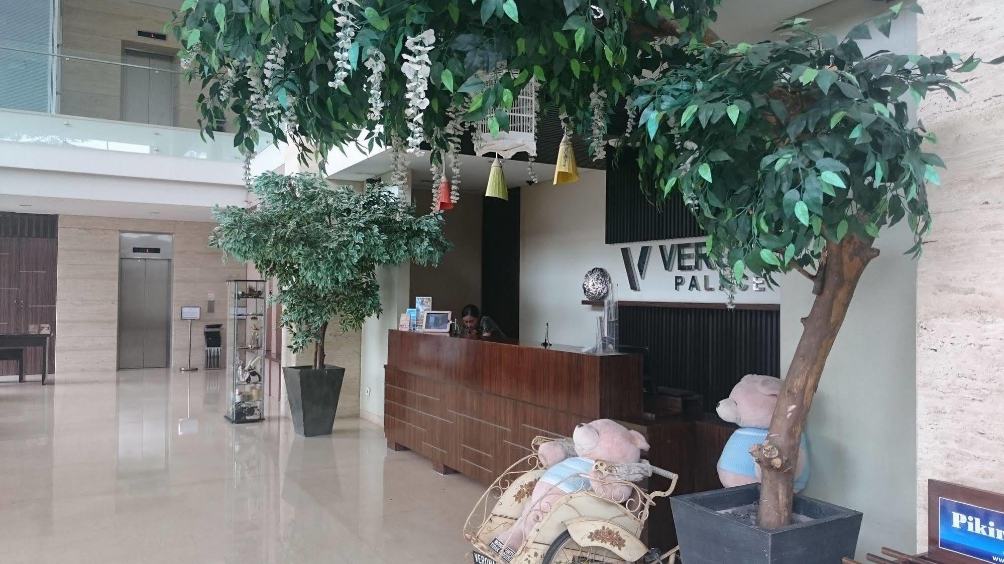 Verona Palace Hotel Μπαντούνγκ Εξωτερικό φωτογραφία