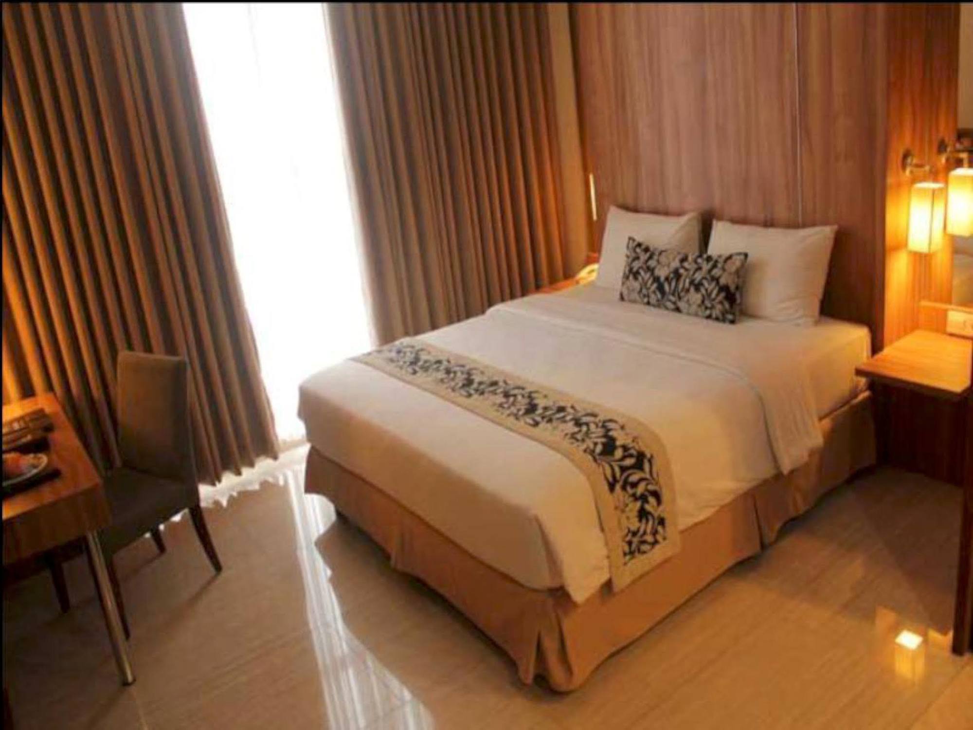 Verona Palace Hotel Μπαντούνγκ Εξωτερικό φωτογραφία