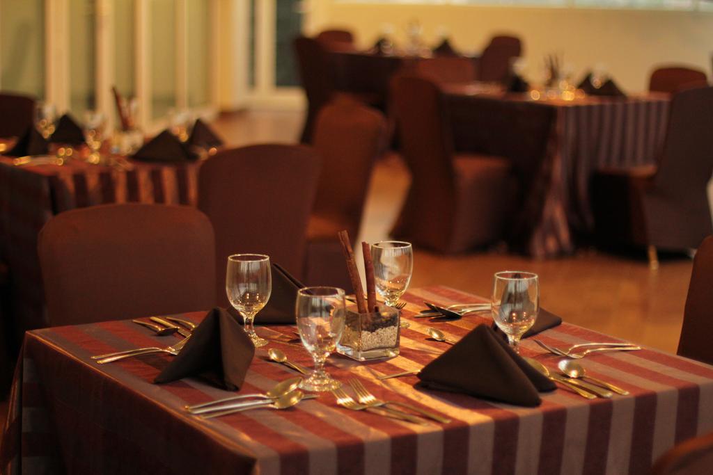 Verona Palace Hotel Μπαντούνγκ Εξωτερικό φωτογραφία